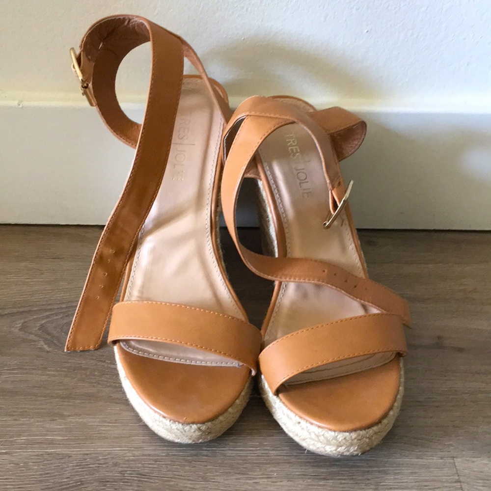 Tres Jolie wedges